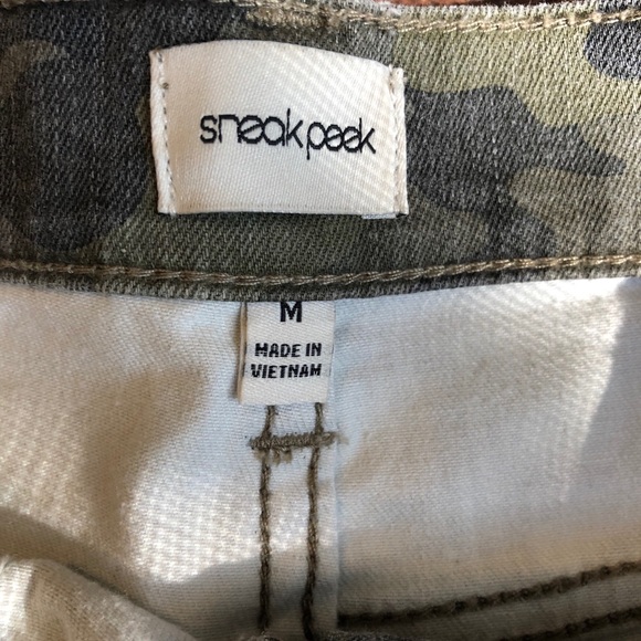 Camo shorts - Picture 3 of 3